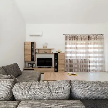 Apartman Vam *